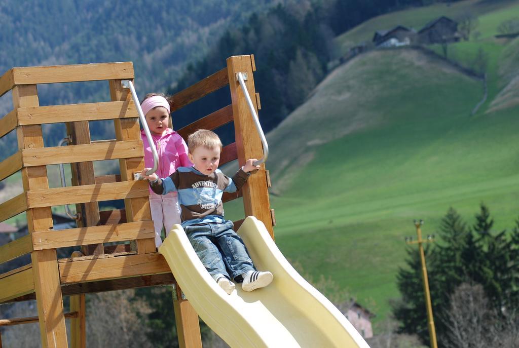 Mantingerhof Apartments Funes  Dış mekan fotoğraf